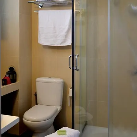 Xanthippi Hotel 2*