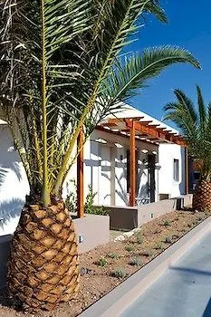 Xanthippi Hotel